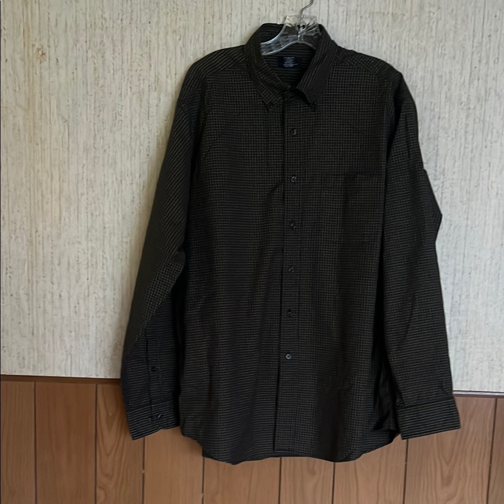 Brooks Brothers Black and Brown Checkered  100% cotton Men's Shirt Size Large